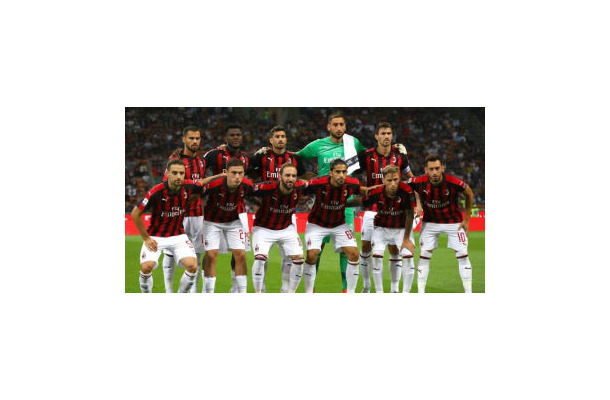 乾とも対戦へ！ミラン、ELの登録メンバーを発表