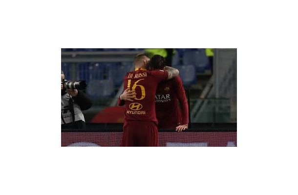 頼りになりすぎ！闘将デ・ロッシ、ぶっつけ復帰戦で「鬼デュエル」