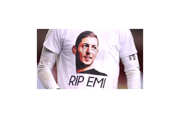 サラ遺体写真の流出事件、男女2人が逮捕される