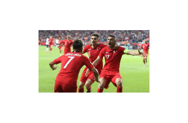 フランス代表完敗！世界王者を沈めたトルコの「歴史的一撃」 がこれ