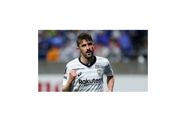 サッカー少年は必見！ビジャが教える「ドリシュー」の極意がこれ