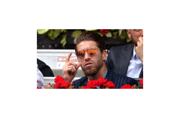 セルヒオ・ラモスらスペイン代表選手たちの「素の私服」がこれ