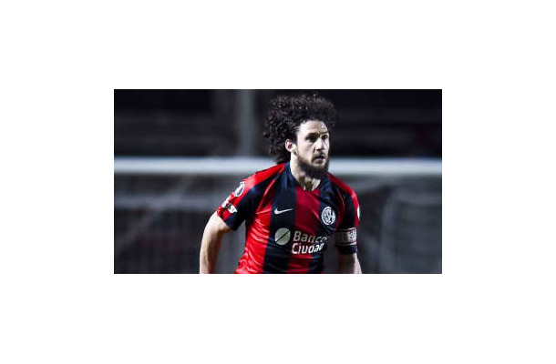 37歳コロッチーニが大ブチギレ！「顔ムニュ」での退場がこれ