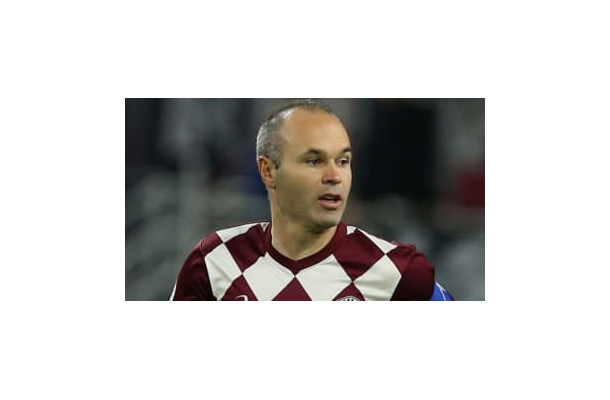 あのナダルとタッグ！イニエスタのすごい「寄付とプレー集」がこれ