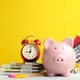大黒柱の夫が死亡！受け取れる遺族年金はいくら？