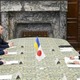 参院議長「捨て身は強い」