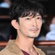 津田健次郎「最愛」撮影初日にハプニング発生していた 久々の“俳優”仕事に苦労明かす