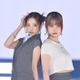 MYERA・Koto＆Yui、ペアランウェイ実現 息の合ったポージング【GirlsAward 2025SS】