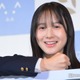 本田紗来、ミニスカからスラリ美脚披露「脚長くて綺麗」「スタイル抜群」の声
