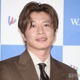 田中圭、不倫疑惑騒動後初の公の場 共演者と笑顔でトークも【おい、太宰】