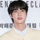 BTS・JIN、たくましい上腕際立つタンクトップ衣装姿に「二度見した」「色っぽい」の声