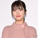 浜辺美波、美脚披露 アムステルダムでの写真集オフショット公開「美しすぎる」「スタイル抜群」