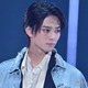 「北くんシェア」で話題・岩瀬洋志、デニム合わせのレイヤードコーデ披露 表情の変化に胸キュン【TGC2025A/W】