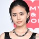 「御上先生」で話題・安斉星来、美脚透けるVネックワンピ姿に「スタイル抜群」「大人の色気」の声