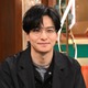 生田斗真、デビュー曲「スーパーロマンス」テレビ初披露 音楽活動を後押ししたアーティストとの秘話も