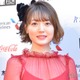 花澤香菜、ミニ丈＆黒タイツで美脚際立つ「スタイル良すぎ」「服装めちゃくちゃ可愛い」と反響
