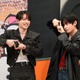 BTS・V＆JUNG KOOK「それスノ」SPで自らお手本ダンス 向井康二考案“動脈ピース”に続く新作ポーズも披露