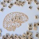 東大入試の英語で合格者の上位１０％になる勉強方法は？「リスニング力を鍛えるツール、人気の単語帳は」