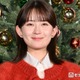畑芽育、ハイトーン×リムレスメガネで雰囲気一変「ギャルっぽくて最強」「おふめい見れて嬉しい」と反響