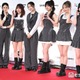 ME:I、7人がシックな衣装で登壇 KEIKOがコラボしたいアーティスト告白【KCON JAPAN 2026／レッドカーペット】