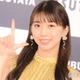 卒業発表のモー娘。メンバー、胸元ざっくりビスチェ姿に熱視線「レベチのスタイル」「デコルテが綺麗すぎる」