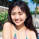 豊田ルナ、美バスト輝くビキニ姿で夏全開「ヤングマガジン」表紙登場