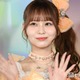 ＝LOVE大場花菜、美肩のぞくオフショル衣装での振り向きショットに反響「キュートでヘルシーで似合いすぎ」「まさに見返り美人」