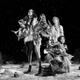 女王蜂、新曲「星」がTVアニメ『天幕のジャードゥーガル』EDテーマに決定｜7月には海外公演も控える