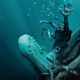 クジラの体内から脱出しろ！絶体絶命のサバイバルスリラー『クジラに落ちた男』ポスター＆場面写真