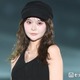 登録者数80万人超YouTuber、美肌輝くノースリニット姿披露「暑さも吹き飛ぶ可愛さ」「目の保養です」