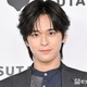 2.5次元「刀剣乱舞」で話題の大友至恩、憧れの俳優明かす「何、この表情変化？ってなって」【大友至恩1st写真集 FOCUS】