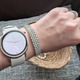 丸型フェイスがクール！ 摂取カロリーも推測できるシャープ「からだメイト Watch」レビュー