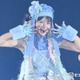 しなこ「TGC北九州」記念すべき10回目幕開けスペシャルパフォーマンス TikTokバズ楽曲を替え歌バージョンで披露「10周年にしなGO」