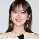 元乃木坂46高山一実、美脚際立つミニスカコーデの駅ショットに反響「スタイルの良さが引き立ってる」「ホームに普通にいるのびっくり」