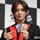 山田涼介、ゲームストリーマー「LEO」へ無意識に切り替える瞬間「ちょっとかっこよく描きすぎか！」完成したカードに笑み溢れる