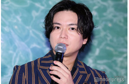 NEWS加藤シゲアキ、“1人の人間としても写真家としても作家としても”訪れたいヨーロッパの都市に縁「行くしかないですね」