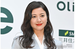 吉高由里子、明るめ茶髪で印象ガラリ イメチェン姿に「美しすぎます」「似合ってる」と反響続々