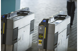 仕事が終わり、駅の改札を通った次の瞬間…→黒板に書かれたメッセージに「涙出そう」「心温まる」