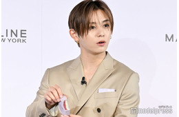 Hey! Say! JUMP山田涼介、メイクアップのこだわり明かす「肌がきれいと言っていただくことも増えてきた」