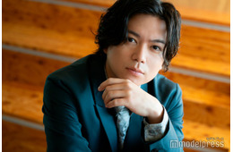 NEWS加藤シゲアキは「およそ8人いる」それほどマルチに活躍できる理由 嫌な言葉と向き合う彼なりの「愛」【「SUNA」インタビュー前編】
