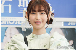 白石聖、手編みバブーシュカ被る姿を披露「可愛すぎる」「天使」と反響