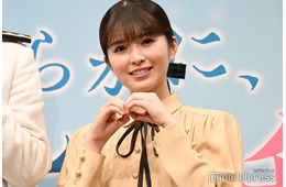乃木坂46小川彩、メンバーからの“赤ちゃん扱い”告白 9歳の写真再現に会場沸く【波うららかに、めおと日和】
