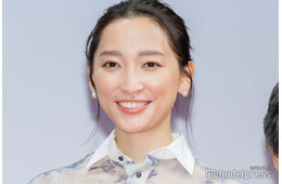 杏「たまには懐かしい写真を」10年前の月9主演オフショットに反響「変顔かわいい」「続編お願いします」