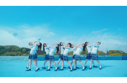 日向坂46、初の五期生楽曲「ジャーマンアイリス」センターは大野愛実 儚く切ない表情も