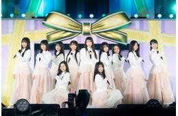 乃木坂46・6期生、初のバスラで感極まる “誕生日当日”鈴木佑捺はサプライズ祝福に涙【13thバスラ】