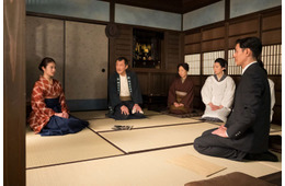 朝ドラ「あんぱん」で「花子とアン」“恋敵”が対面「共演NGな2人」「どうしてもハラハラしちゃう」と話題に