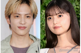 志尊淳＆齋藤飛鳥、制服姿披露「恋は闇」オフショットに絶賛の声「違和感ない」「若返ってる」