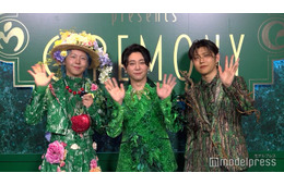 ミセス「どうも木です」派手衣装のコンセプト解説 初開催“グリーンカーペット”は「日本じゃないみたい」【Mrs. GREEN APPLE presents「CEREMONY」】