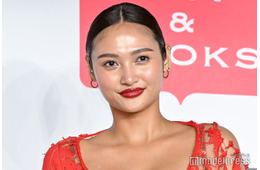 “驚異の10等身”香川沙耶、ビキニ姿で美ボディ開放 タイ満喫ショットに反響「スタイル抜群」「セクシー」