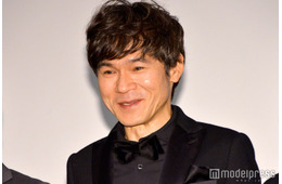 甲本雅裕、美人母を顔出し “デート”ショットに「綺麗なお母様」「仲良し親子」の声